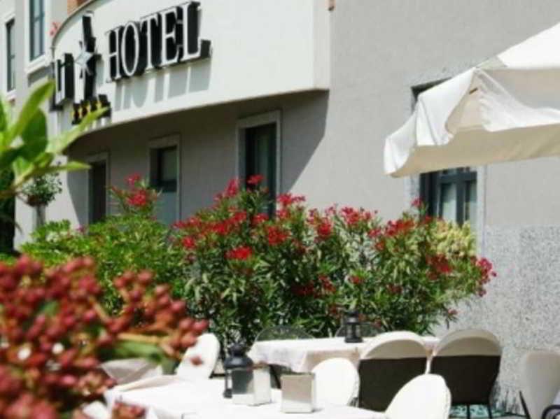 Poli Hotel 4*
