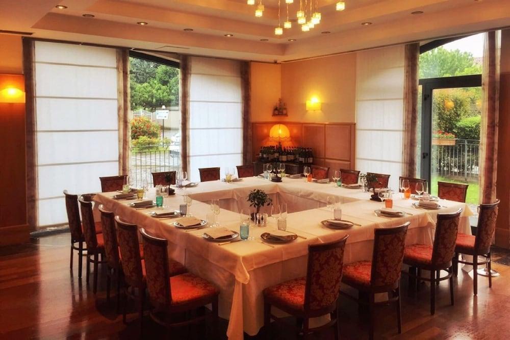 Hotel Poli 4*