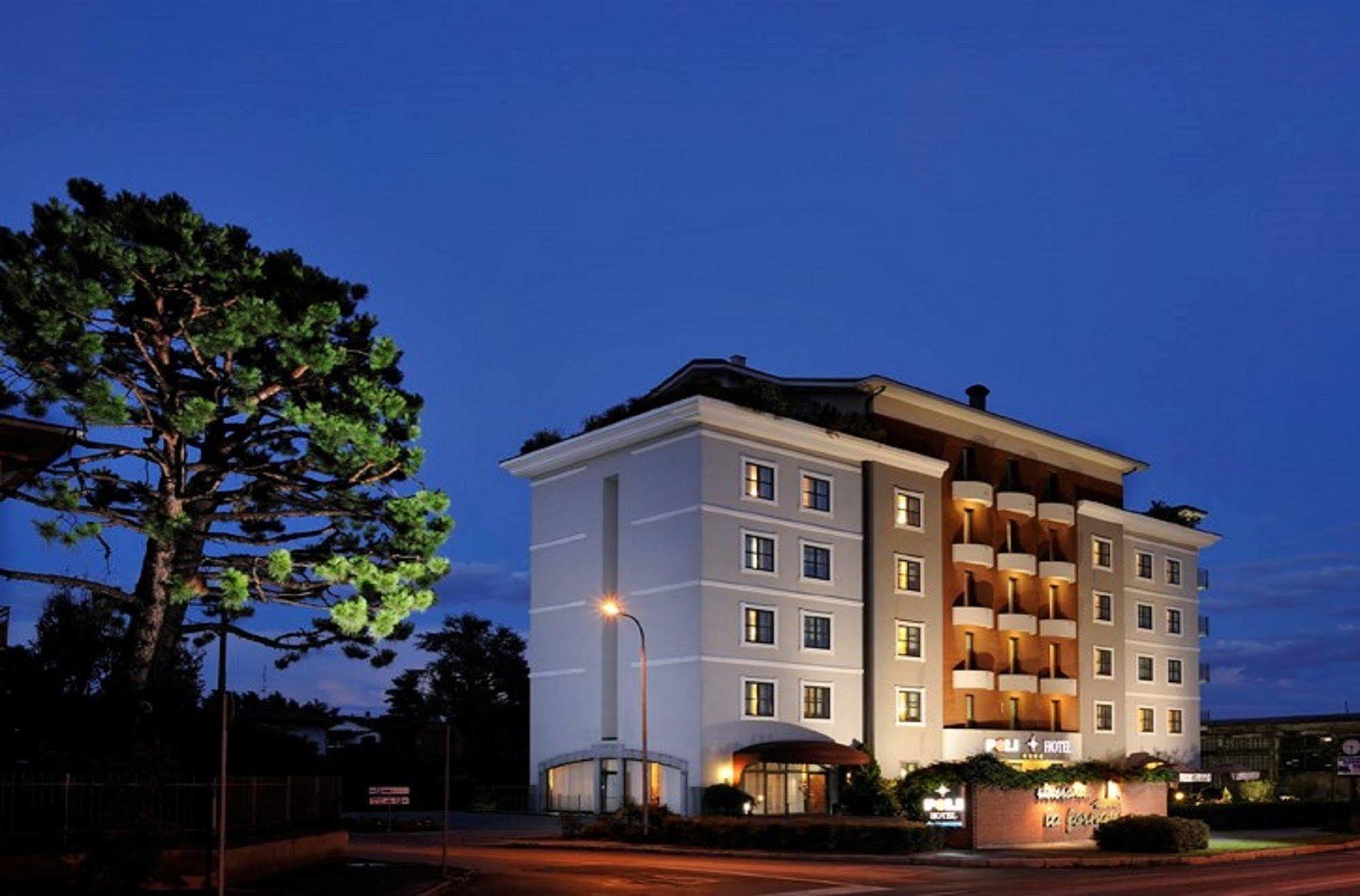 Hotel Poli