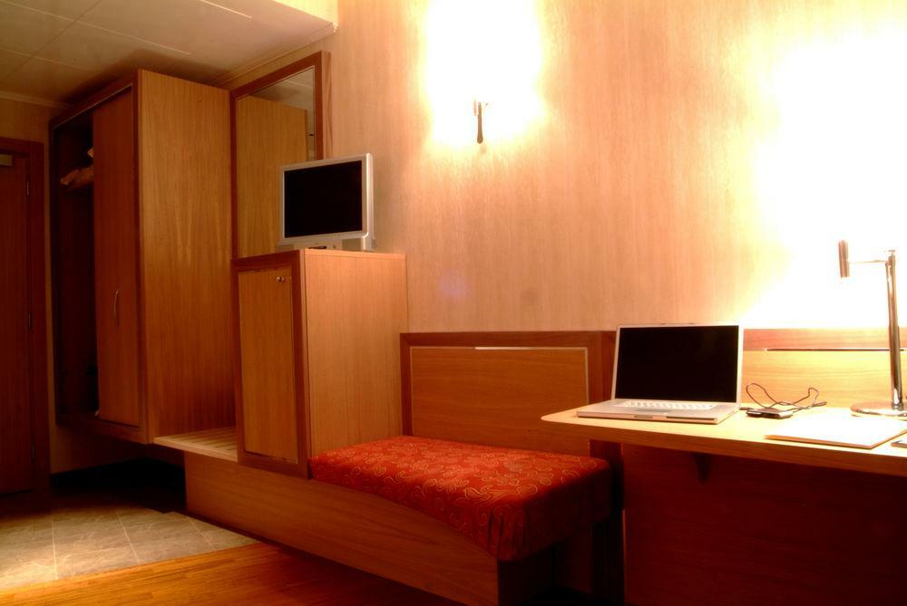 Poli 4* San Vittore Olona